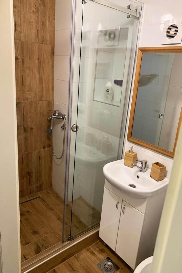 Cozy & Fully Equipped Studio In The Heart Of Downtown And Next To Kalemegdan Belgrad Exteriör bild